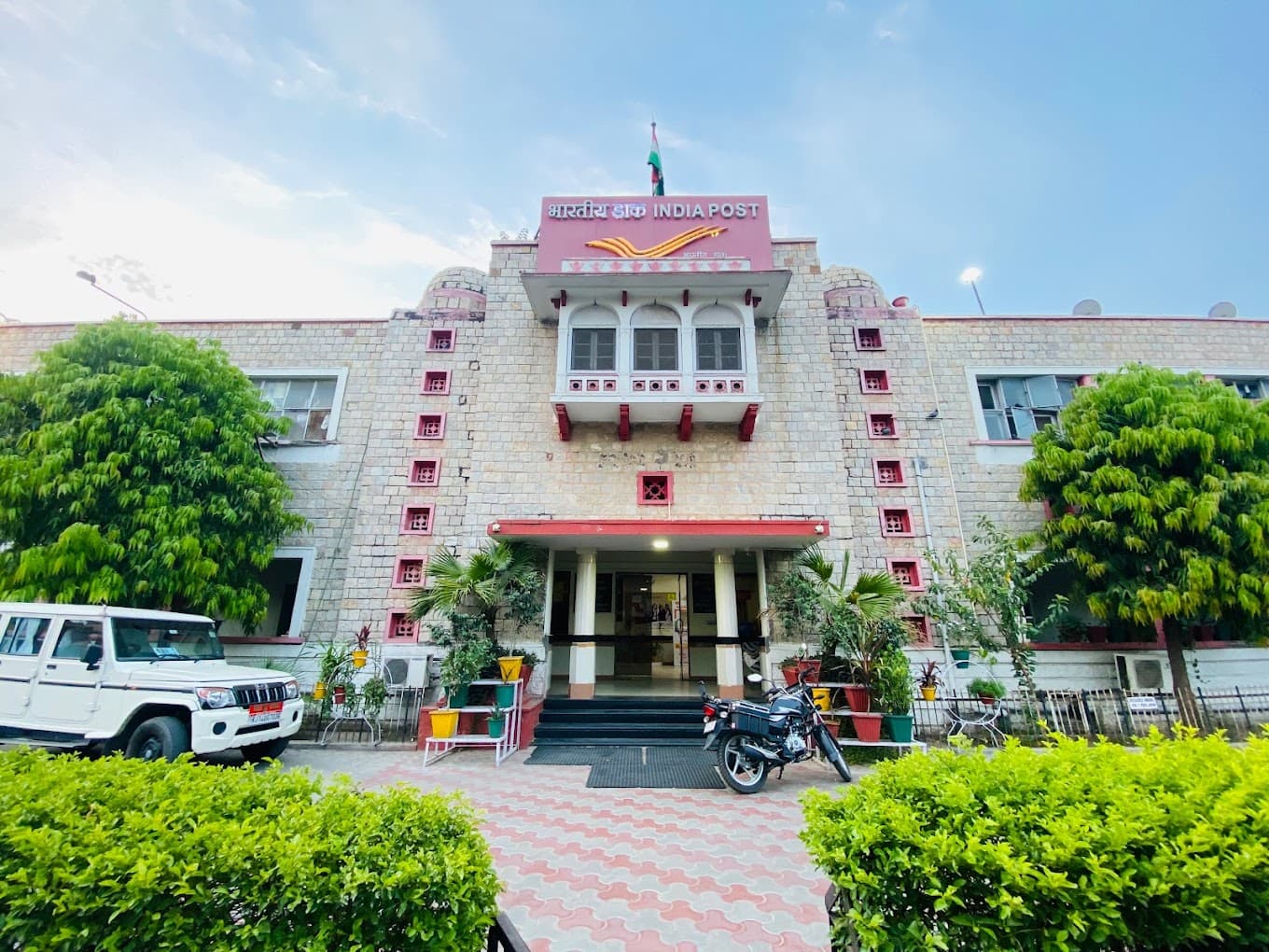 Mountains at night: 12 best locations to enjoy the view